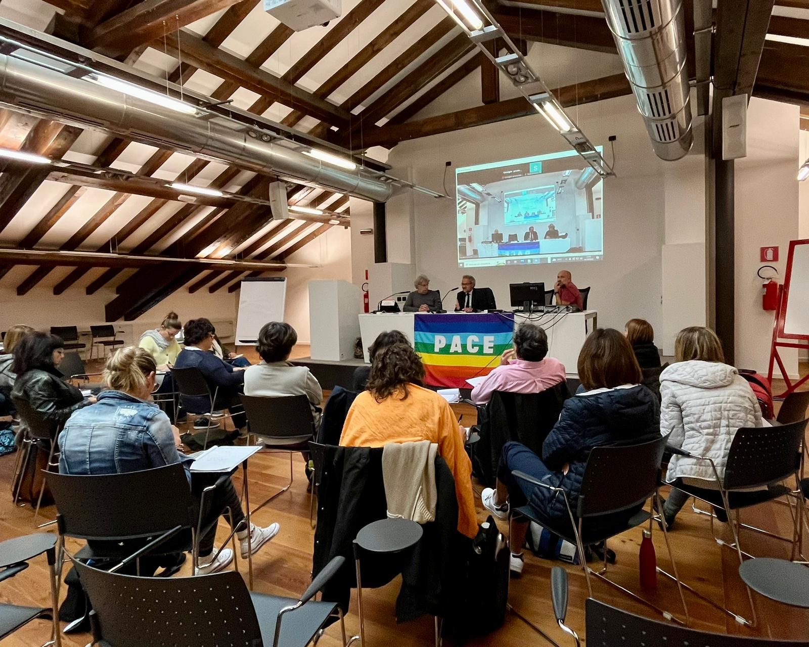 Il primo incontro formativo al Liceo Da vinci di Trento