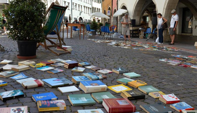 Una strada di libri