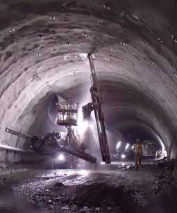 Tunnel di base