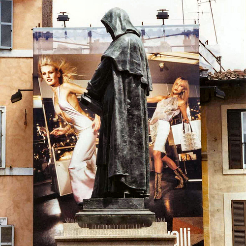 Roma, Campo dei fiori. La statua di Giordano Bruno