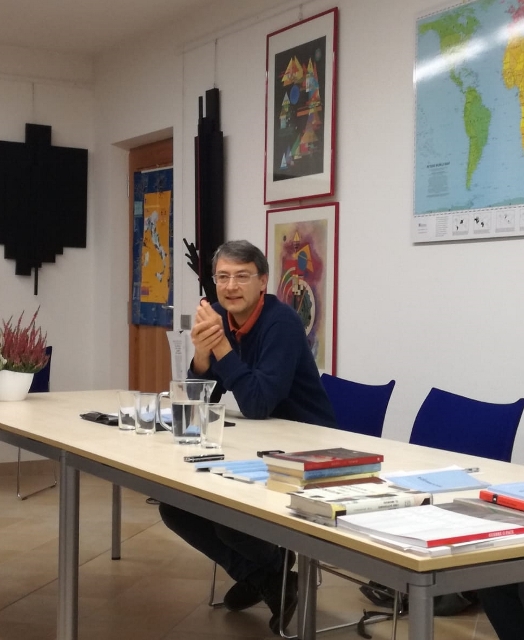 Mauro Cereghini in una delle presentazioni di Sicurezza