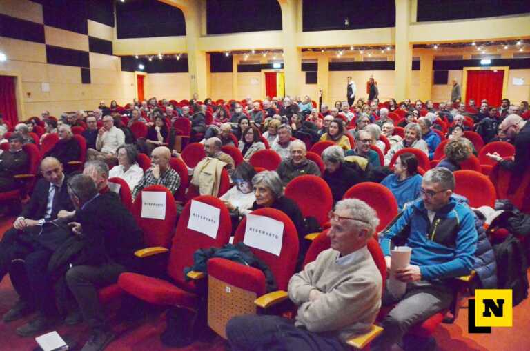 Il pubblico alla presentazione di Lecco